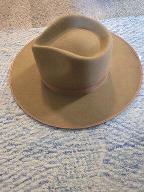 Lack of color felt fedore hat Teak Rancher wool